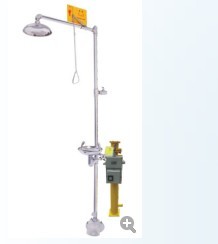 電 加熱洗眼器